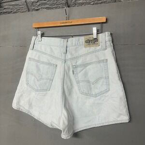 Levi Strauss Silver Tab Mom Shorts Light Wash Denim Size 30